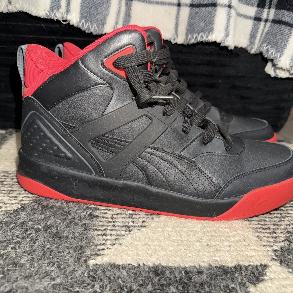 Puma Black and Red Sneakers